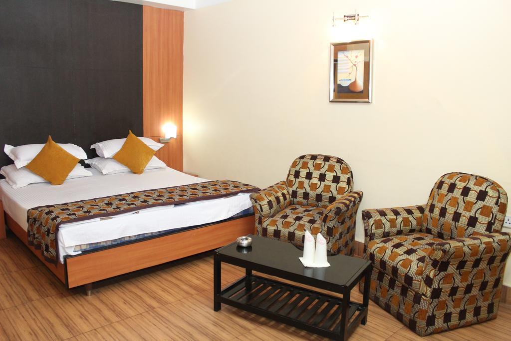 Hotel Bengal International Siliguri Δωμάτιο φωτογραφία
